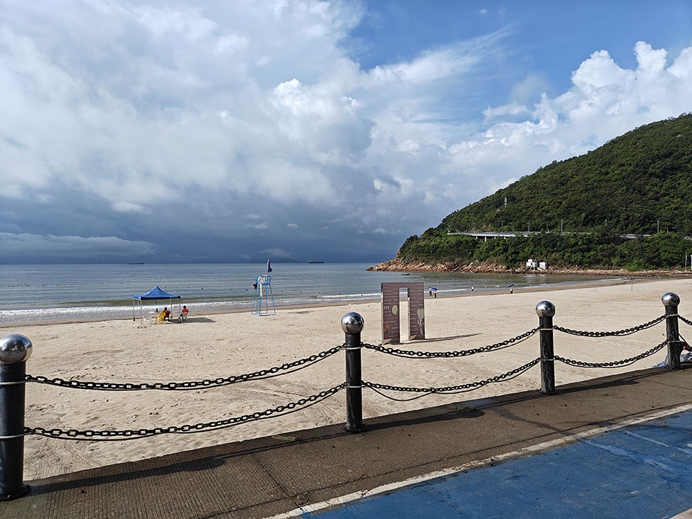 “溪涌之行，6月風(fēng)雨擋不住激埃特的熱情”/