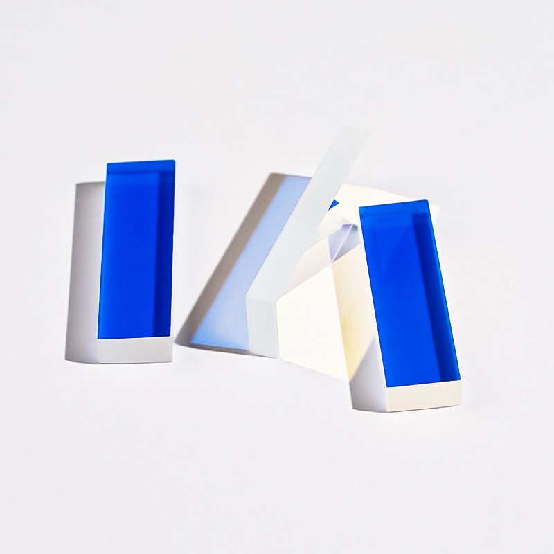 介質(zhì)反射鏡